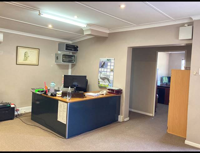 297M² OFFICE FOR SALE IN HILTON CENTRAL